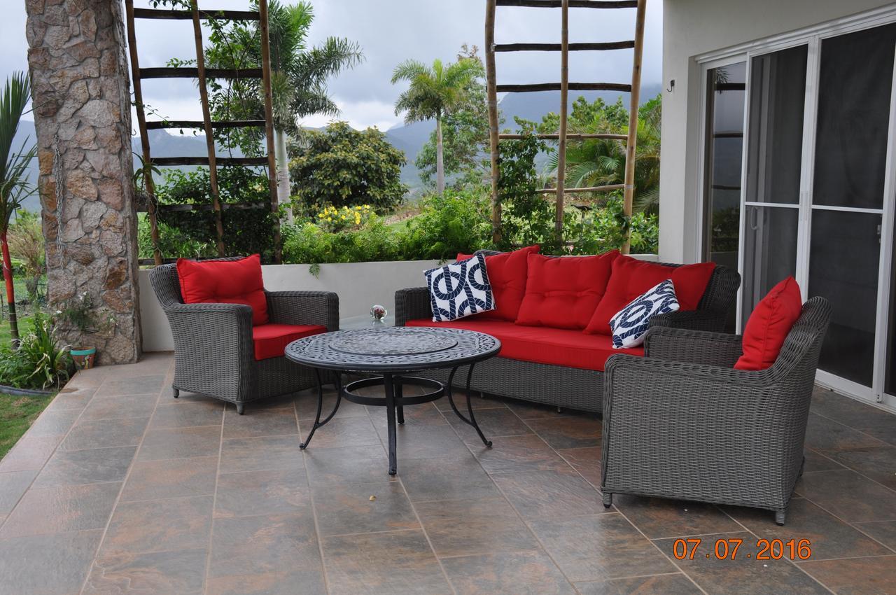 Hawk'S Nest Bed & Breakfast La Laguna de San Carlos Екстер'єр фото